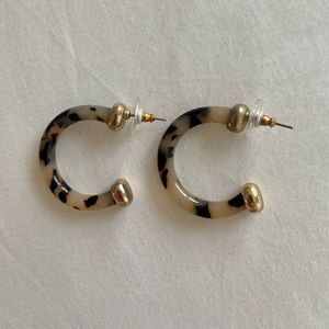 SUGARFIX by BaubleBar | Tortoiseshell & gold hoop earrings